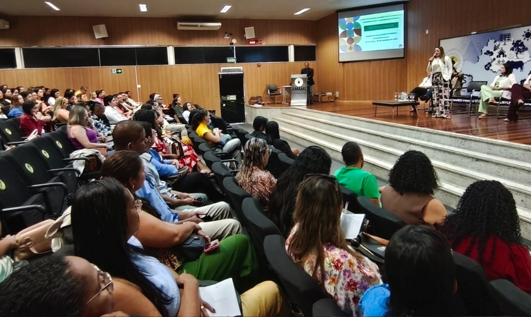 Sedese promove seminário para coordenadores de unidades socioassistenciais em Montes Claros