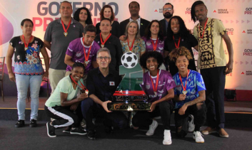 Governo de Minas entrega medalhas para os times campeões da Taça das Favelas 2023