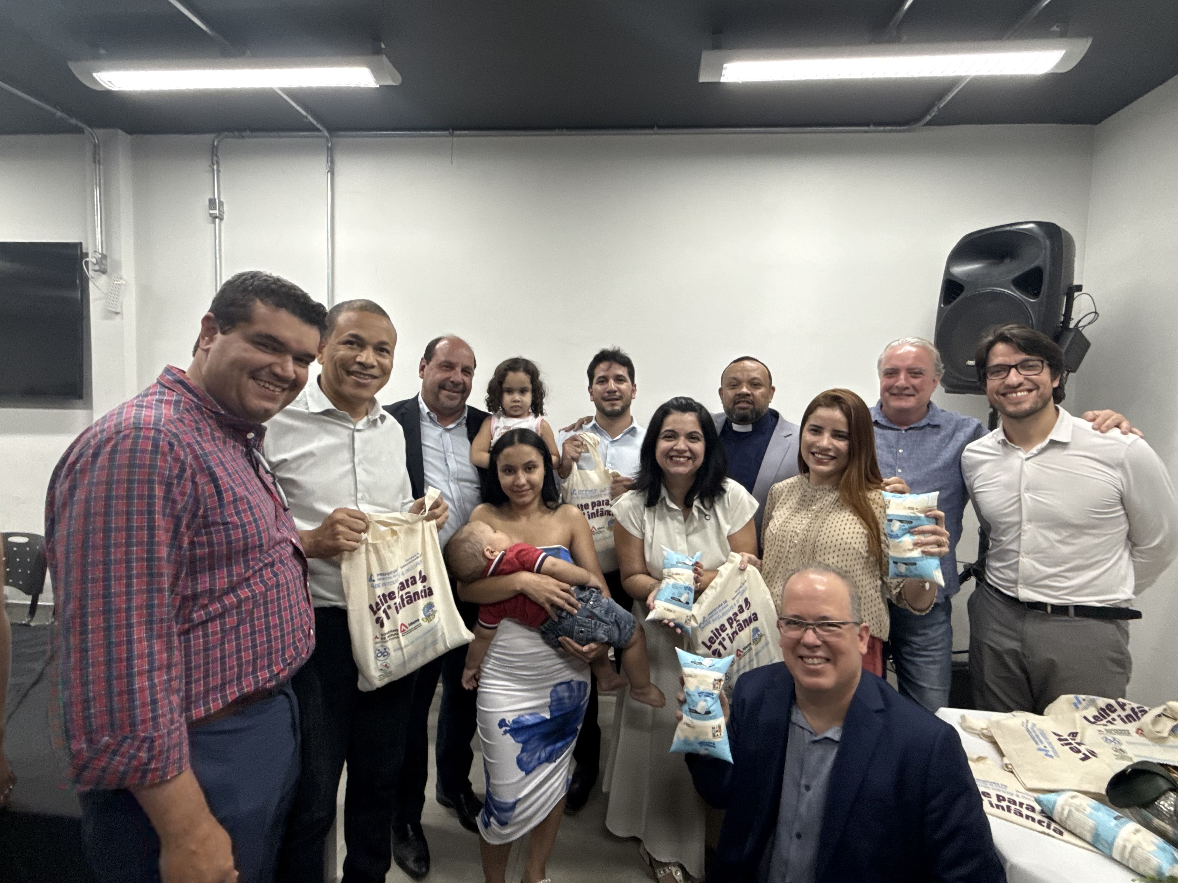 Governo de Minas lança o programa Leite para a Primeira Infância em Montes Claros