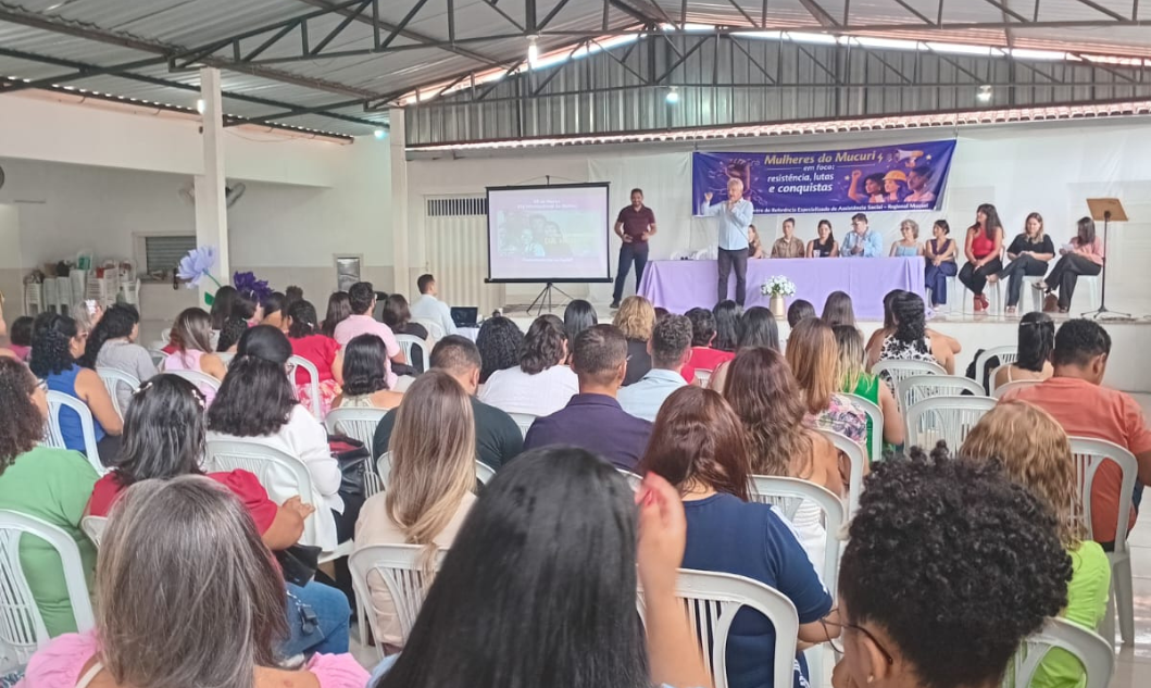 Seminário em Águas Formosas fortalece rede de proteção à mulher no Vale do Mucuri