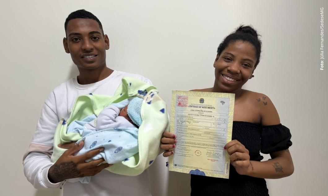 Serviço de certidão de nascimento gratuita já beneficiou mais de 500 mil crianças em Minas